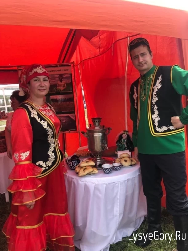 
Делегация Лысогорского района приняла участие в национальном празднике Сабантуй
