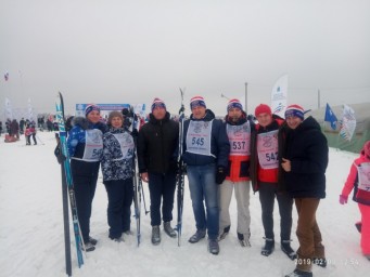 Команда Лысогорского района приняла участие в соревнованиях по лыжным гонкам на Призы Губернатора Са