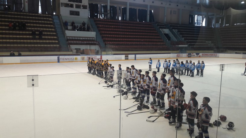 Команда &laquo;Подсолнух&raquo; из села Невежкино заняла призовое место в турнире по хоккею с шайбой