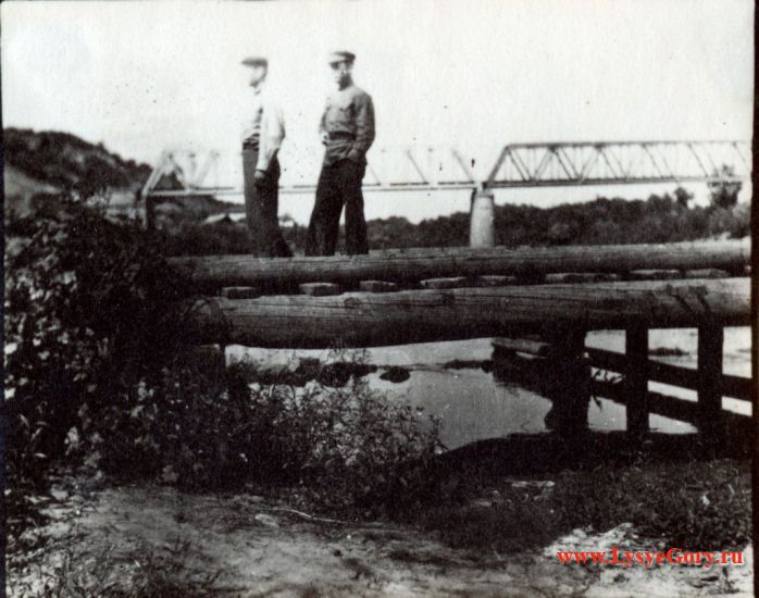 Строительство деревянного моста
